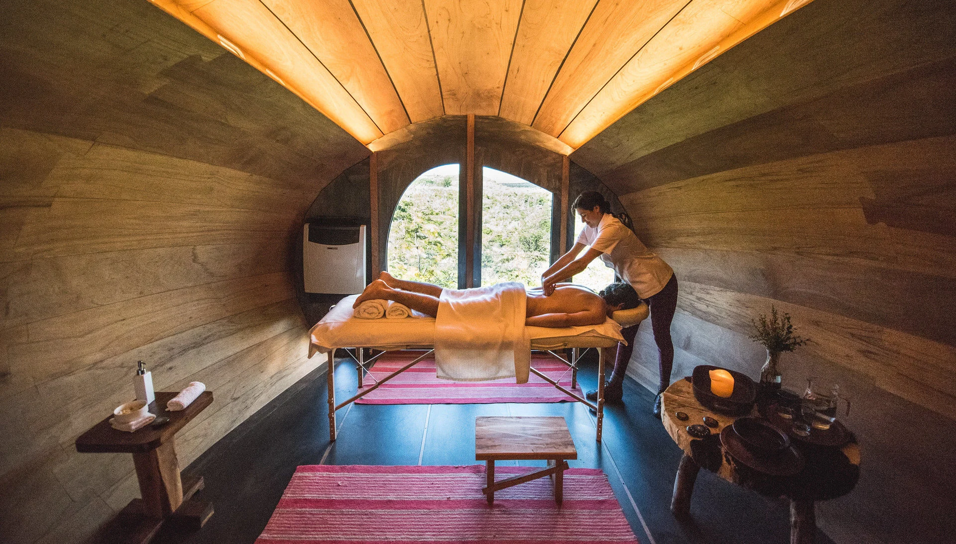 EcoCamp Patagonia massage room