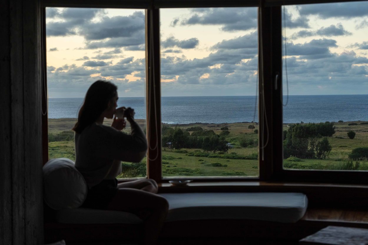 Explora Rapa Nui Raa suite window